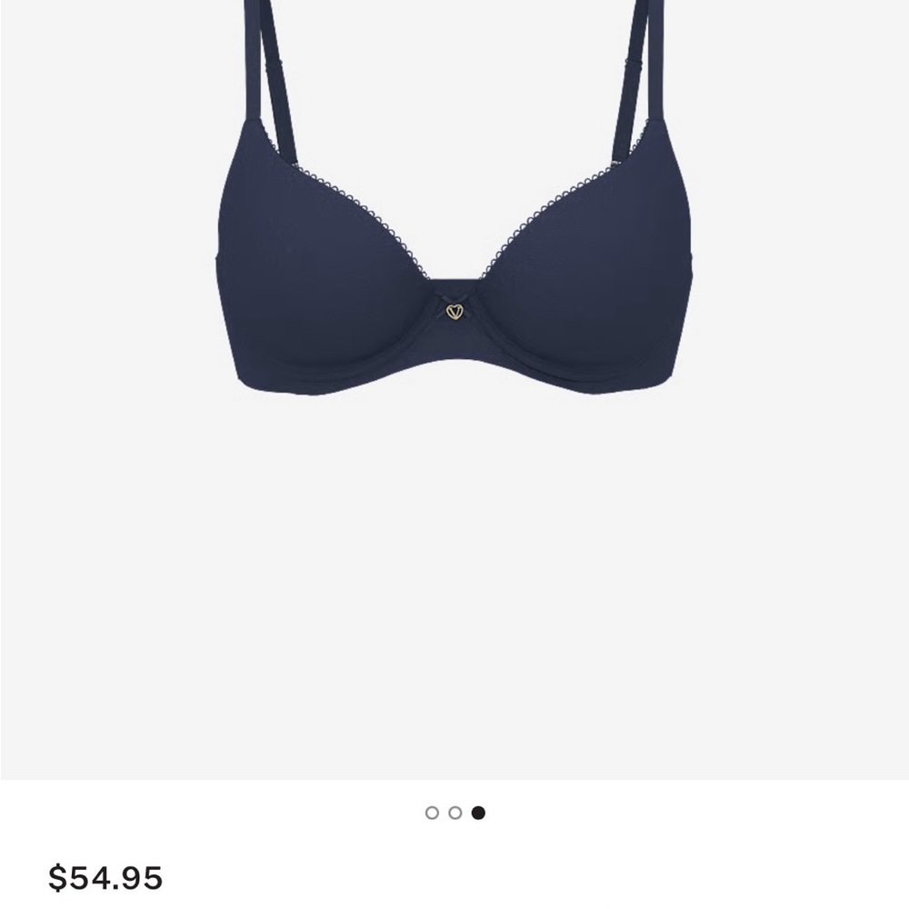 3 gently worn Women's Bras - Picture 6 of 6